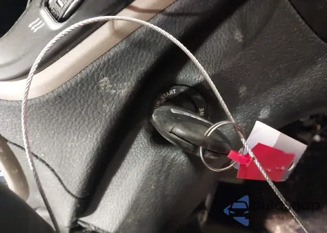 2016 Jeep Cherokee Latitude z USA, uszkodzony, nr VIN 1C4PJMCS3GW157089